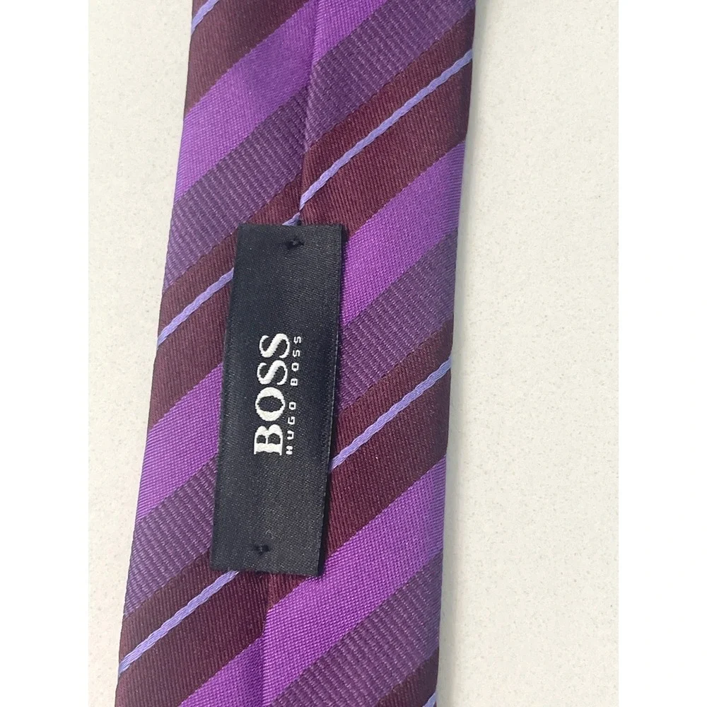 Hugo Boss Mens Tie Diagonal Striped Silk Italy Purple Burgundy Luxury Formal‎